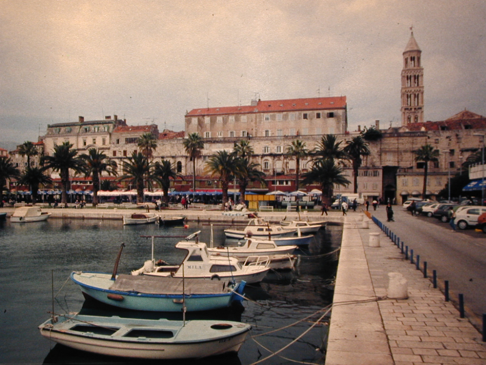 split2001.jpg